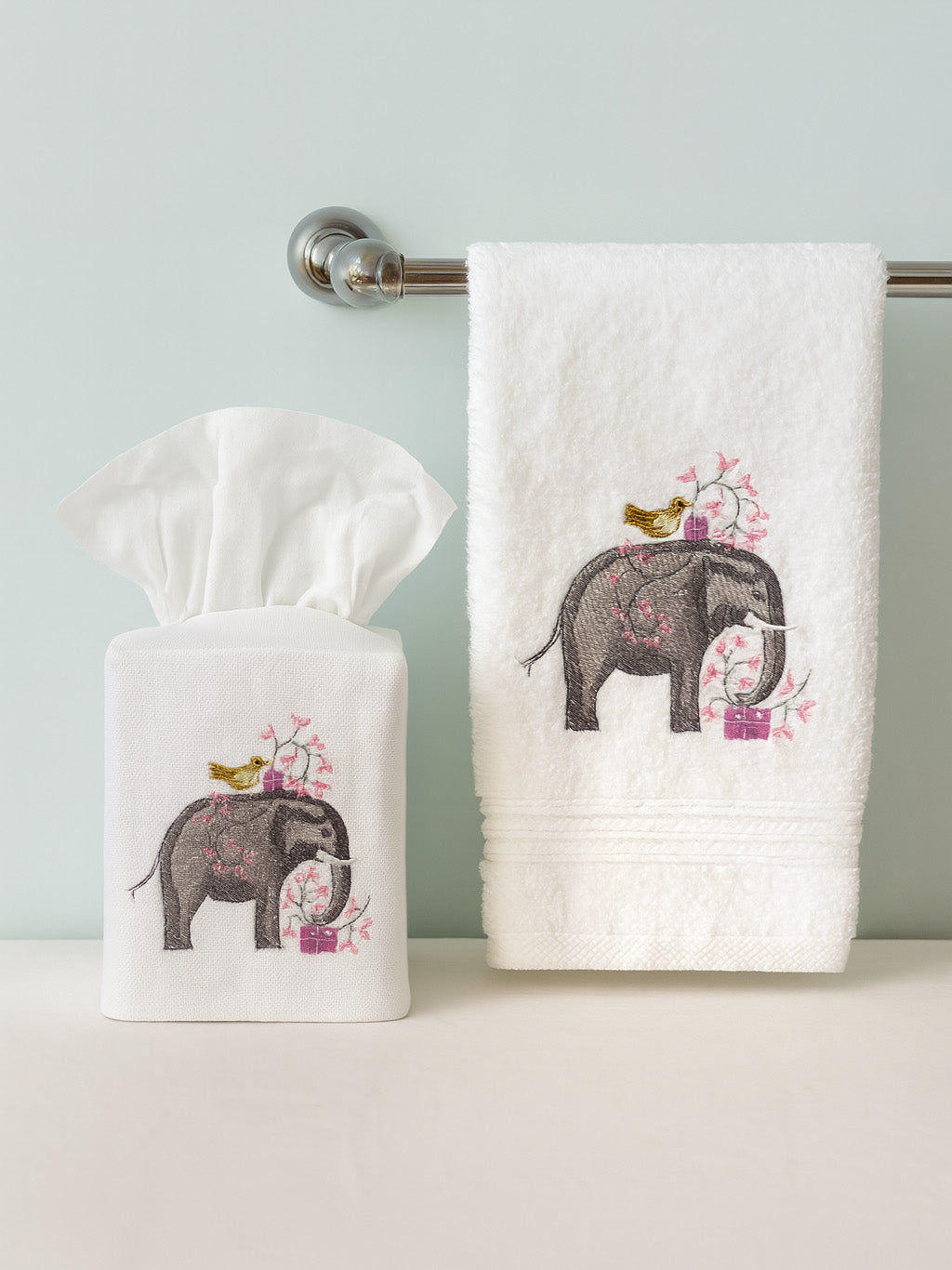 Guest Towel in Garden Elephant Lavender