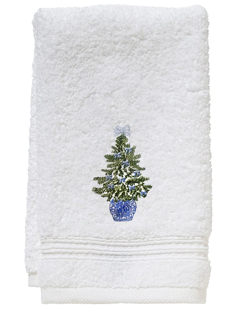 Guest Towel in Chinoiserie Christmas Tree