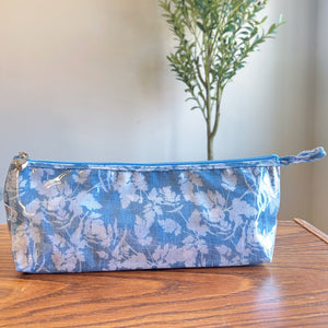 Brush Bag long in Floral Denim