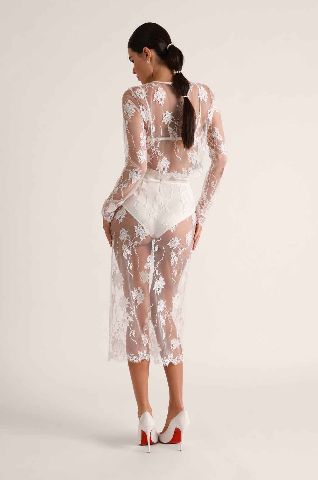 Dominique Cropped Long Sleeve in Ivory