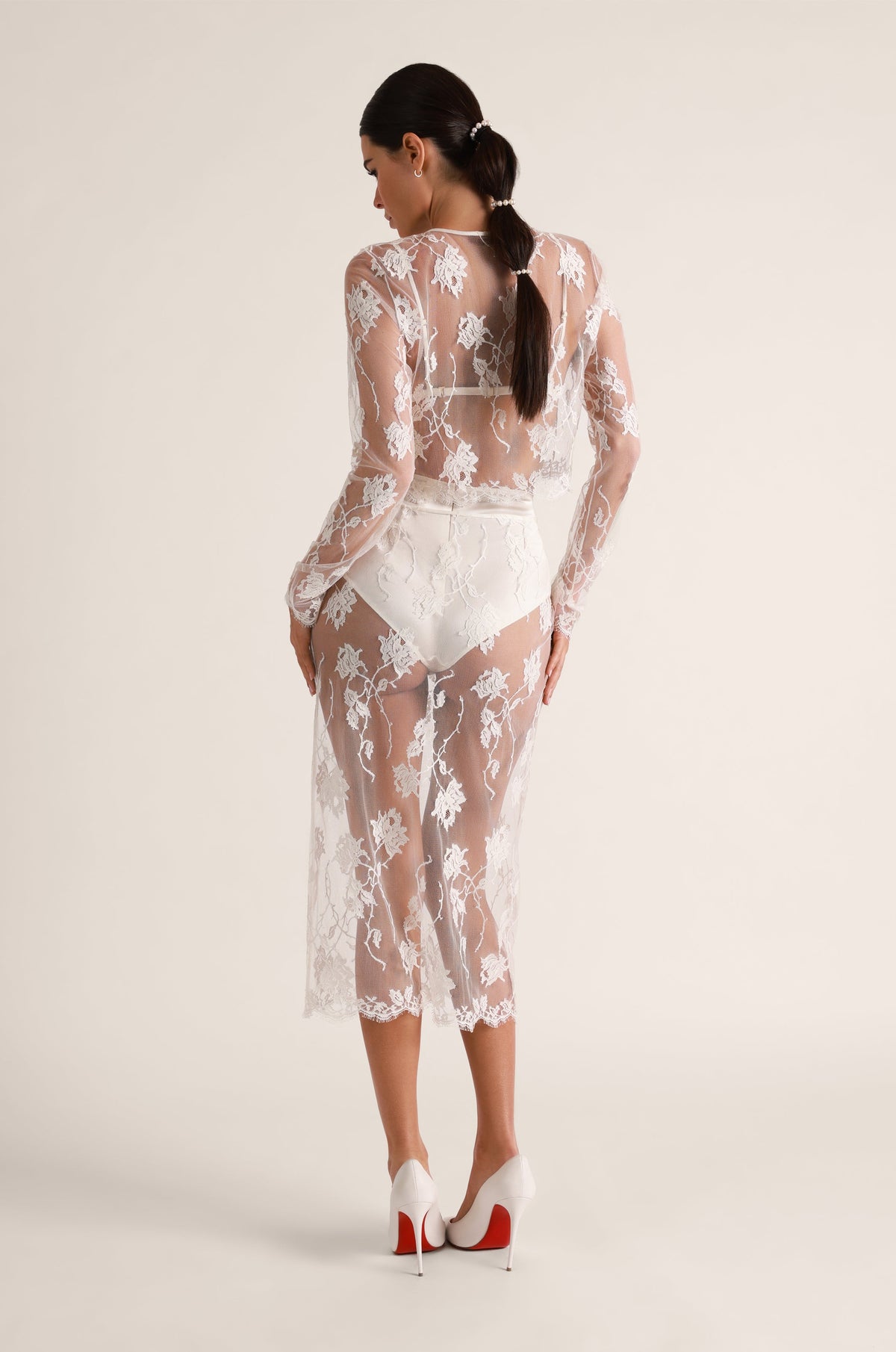 Dominique Cropped Long Sleeve in Ivory