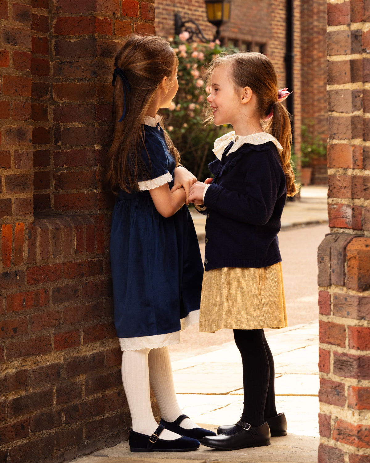 Thin Velvet Hair Tie in Navy