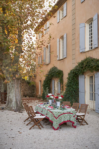 Baies de houx Tablecloth in Red & Green
