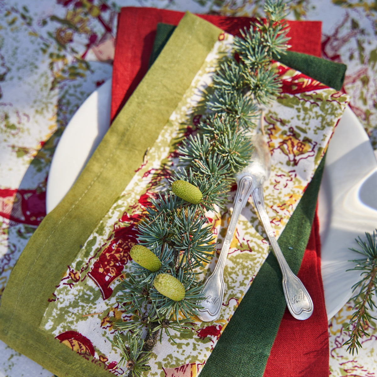 Renne Reindeer Napkins in Red & Green, Set of 6