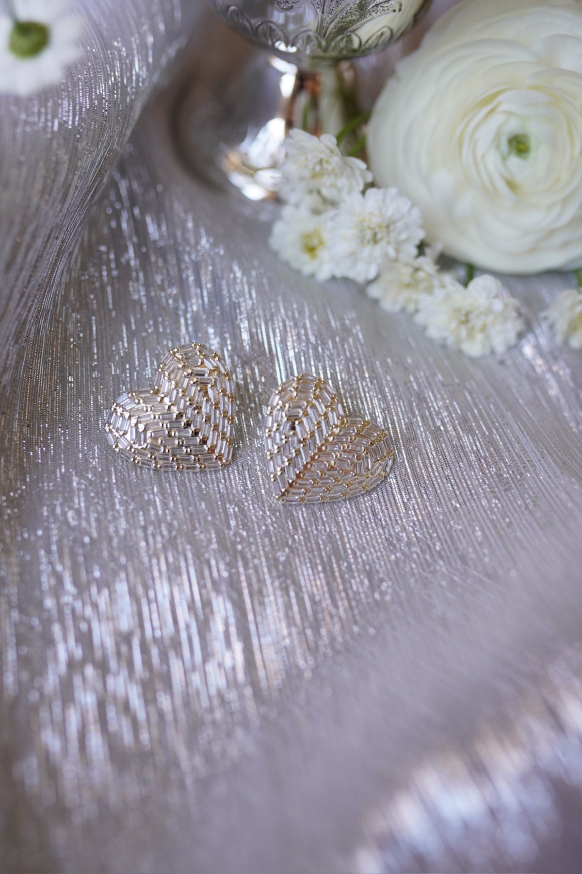 Petite Embellished Cœur Studs