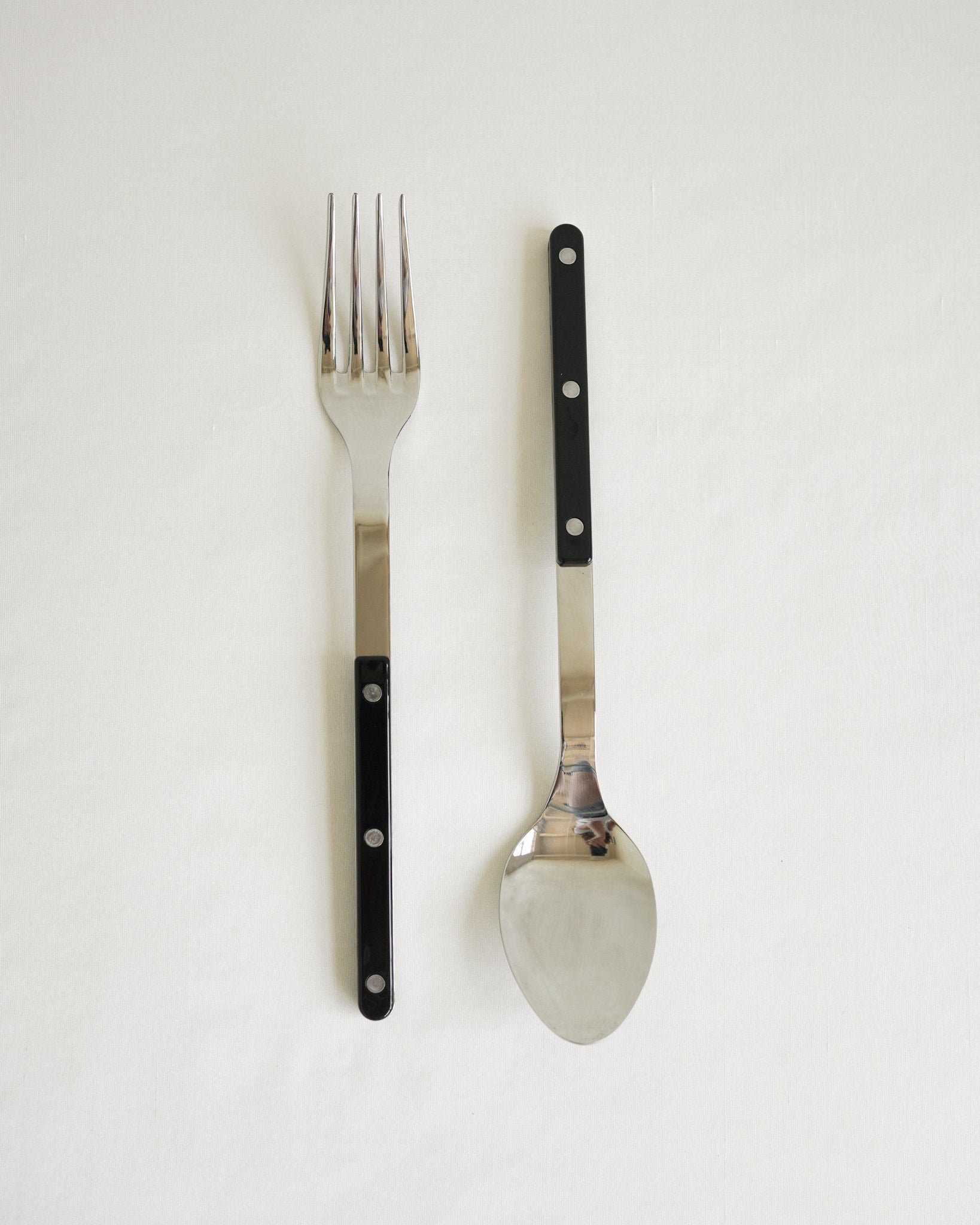Bistro Black Serving Set