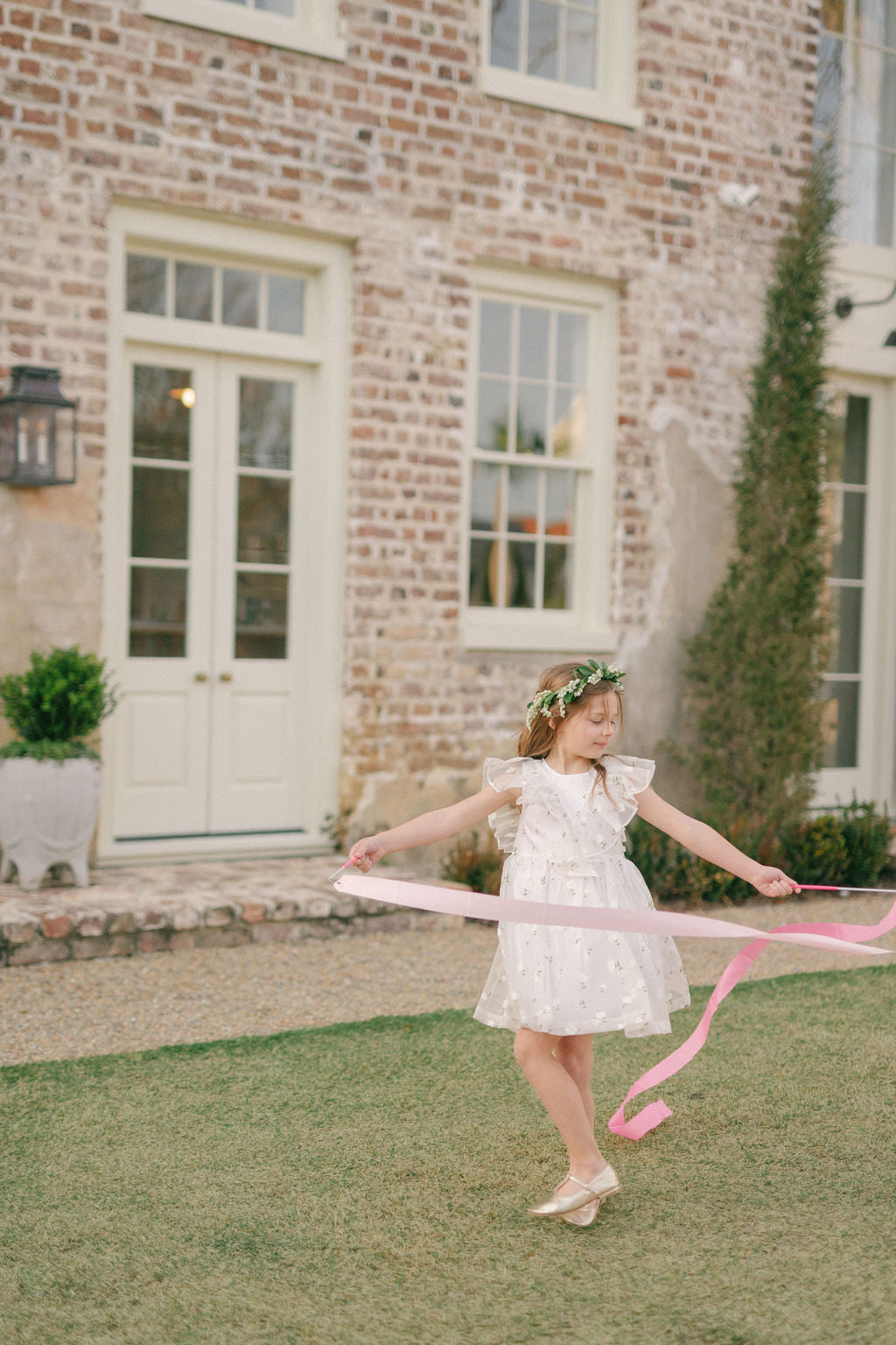 OTM Exclusive: Girls Raphaela Dress in White Flower Toss