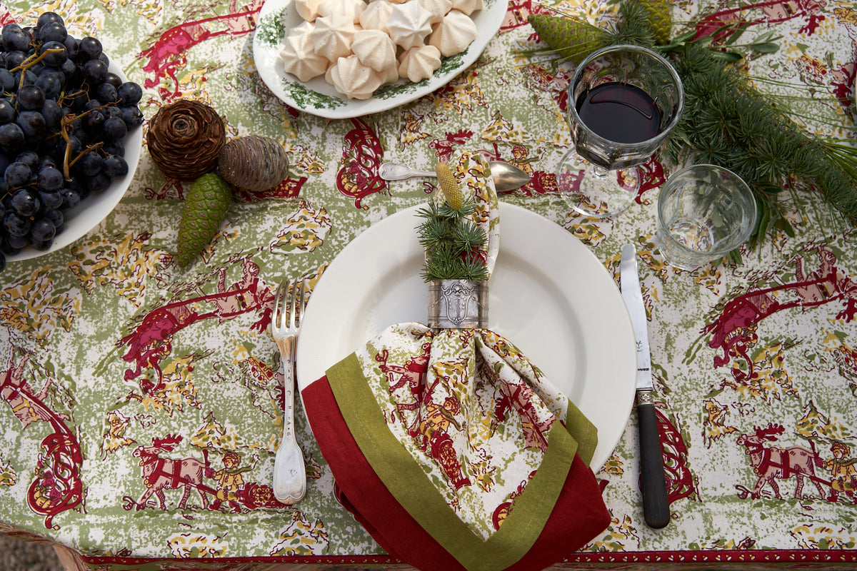 Renne Reindeer Napkins in Red & Green, Set of 6