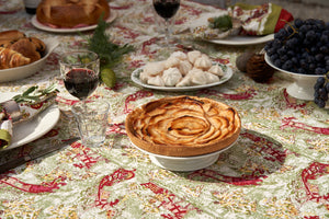 Renne Reindeer Tablecloth in Red & Green