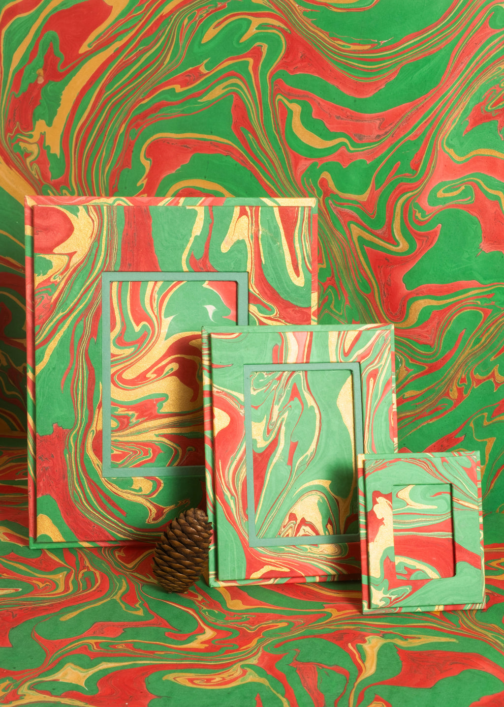 Hand-Marbled 4x6 Picture Frame in Holiday Wave