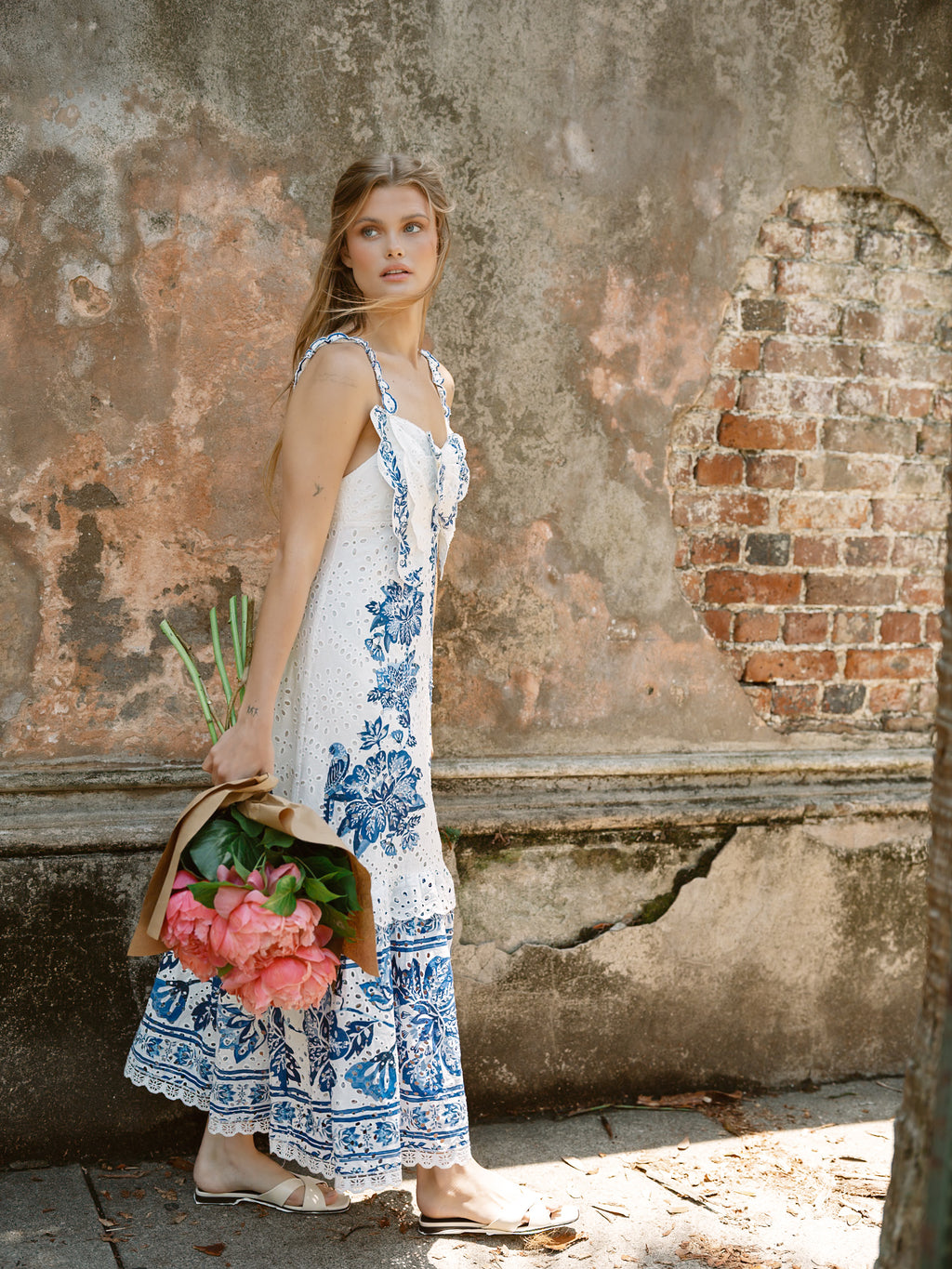 Beautiful Nature Off White Sleeveless Maxi Dress