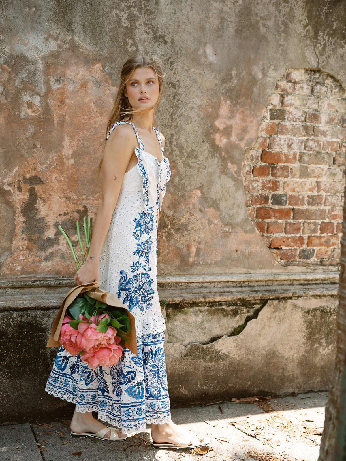 Beautiful Nature Off White Sleeveless Maxi Dress