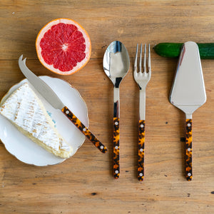 Bistrot Must-Have Pieces in Tortoise