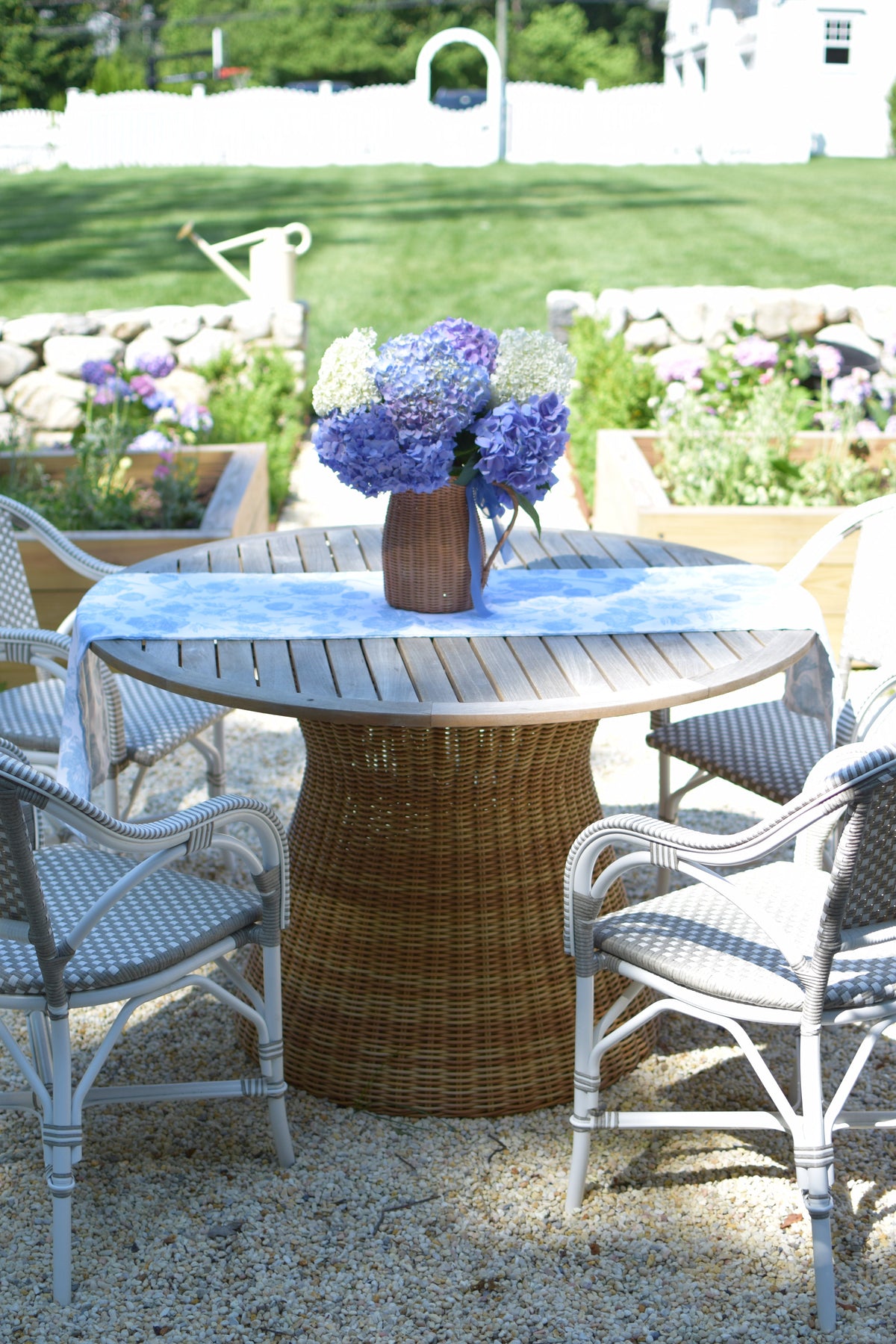 Garden Toile Table Runner