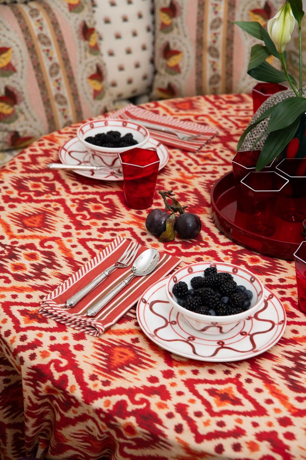 The Annabelle Tablecloth