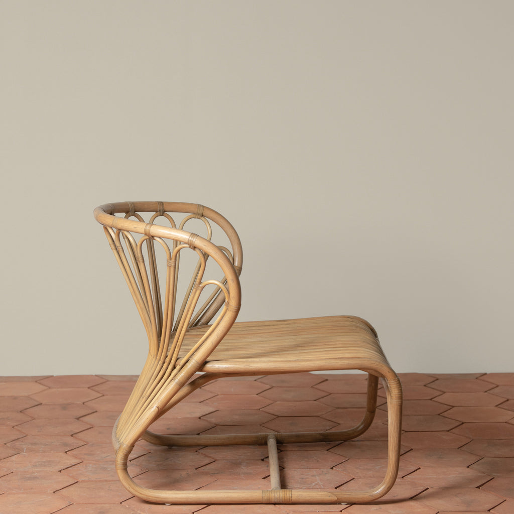 coste rattan lounge chair side