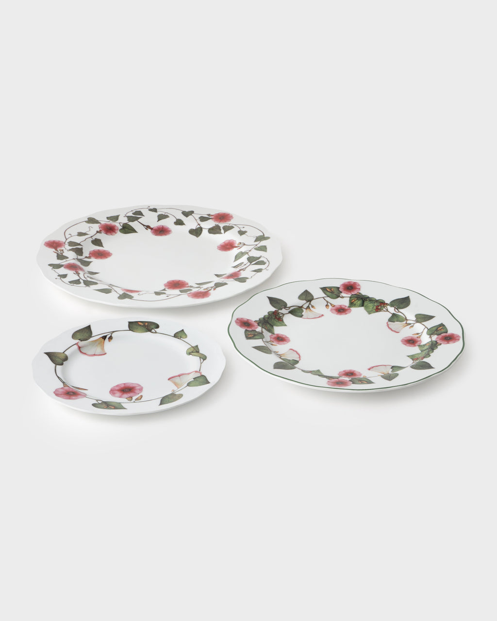 Ciclamino Porcelain Charger Plate