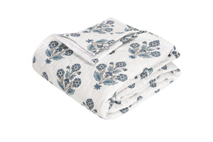Dalila Quilt in Mineral Blue