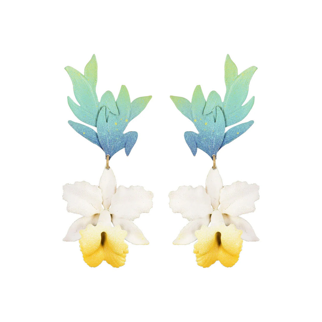 Grand La'akea Orchid Earrings