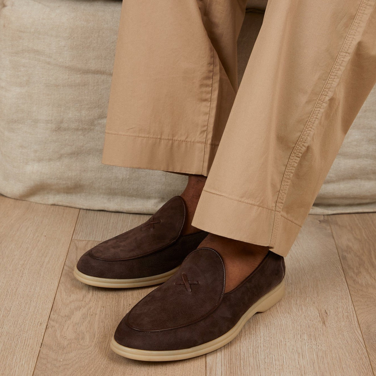 Men's Chocolate Suede Viaggio