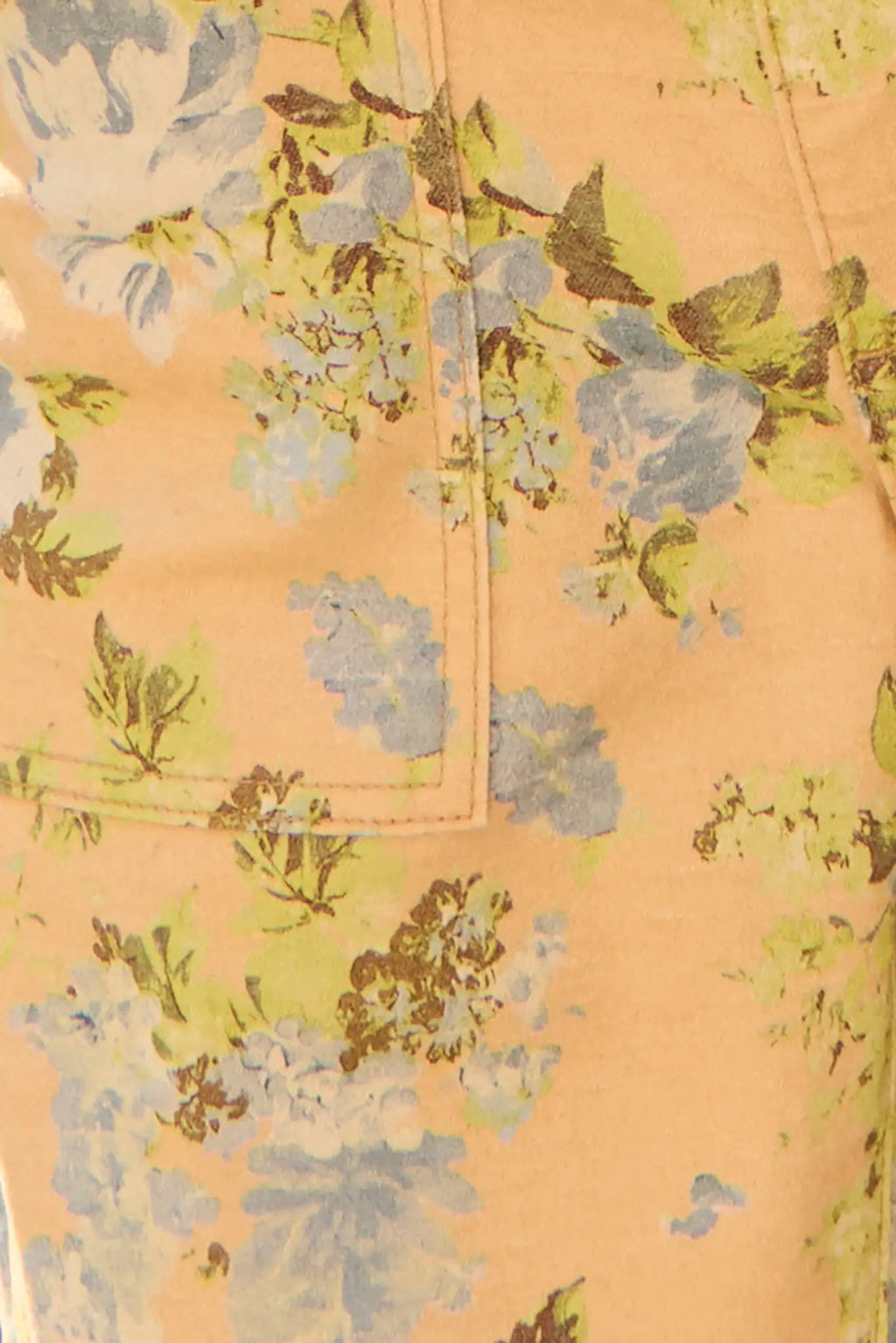 Close up of the Mallory Jean in Garden Rose Periwinkle.