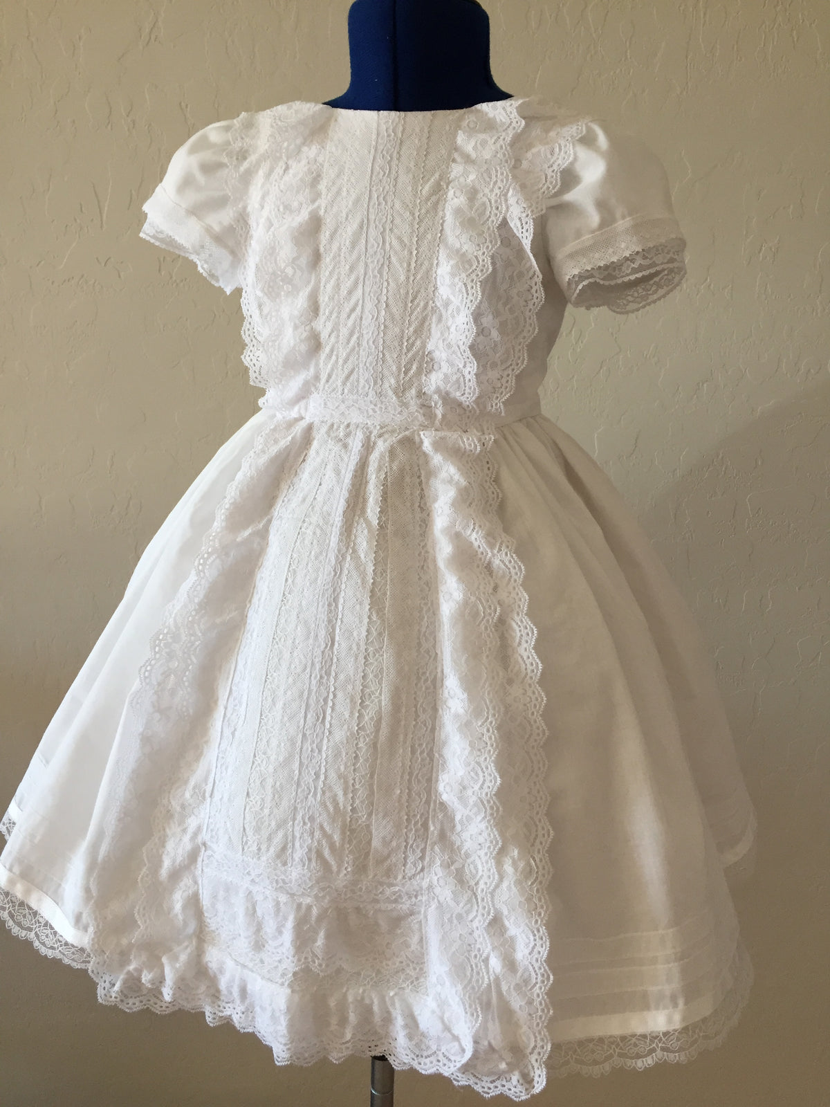 The Clementine in White