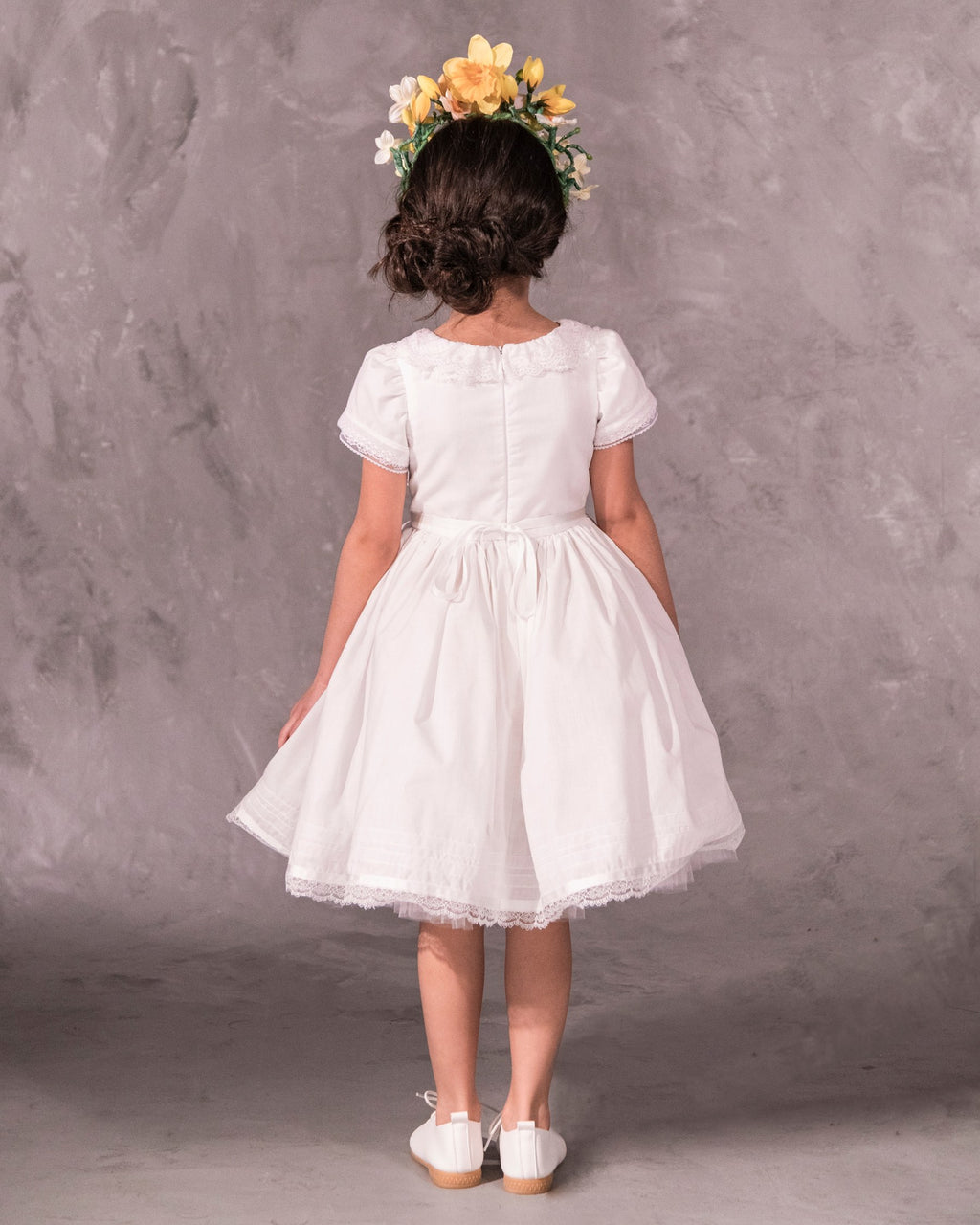 The Clementine in White