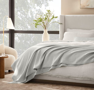 Dream Bed Blanket in Mist
