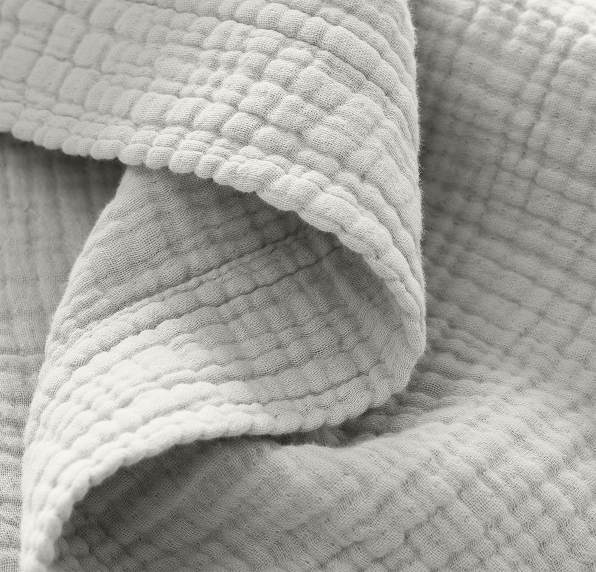 Dream Bed Blanket in Mist