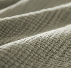 Dream Bed Blanket in Sageleaf