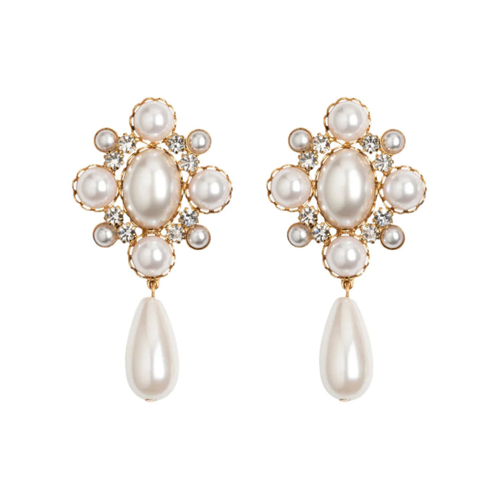 Jubilee Drop Earring in Pearl