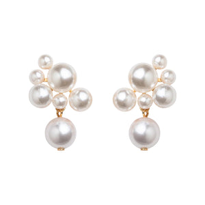 Perlita Earrings in Pearl