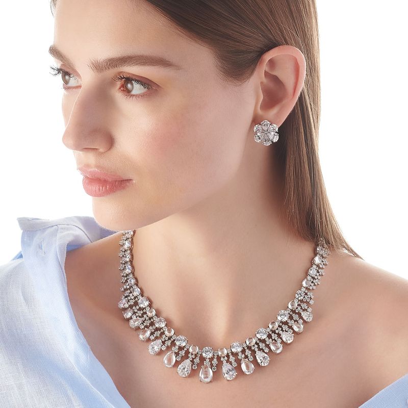 Mini Diamond Marguerite Studs