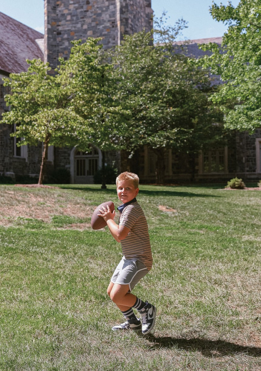 Retro Super Short in Gray with White Piping