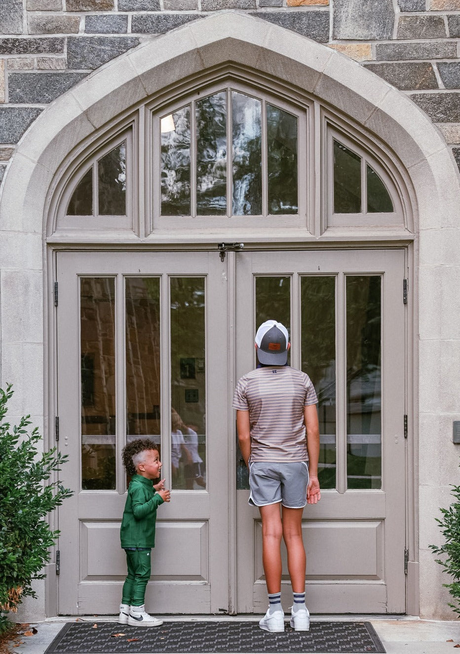 Retro Super Short in Gray with White Piping