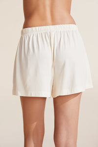 Gisele Separates Short in Ivory