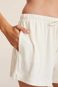 Gisele Separates Short in Ivory