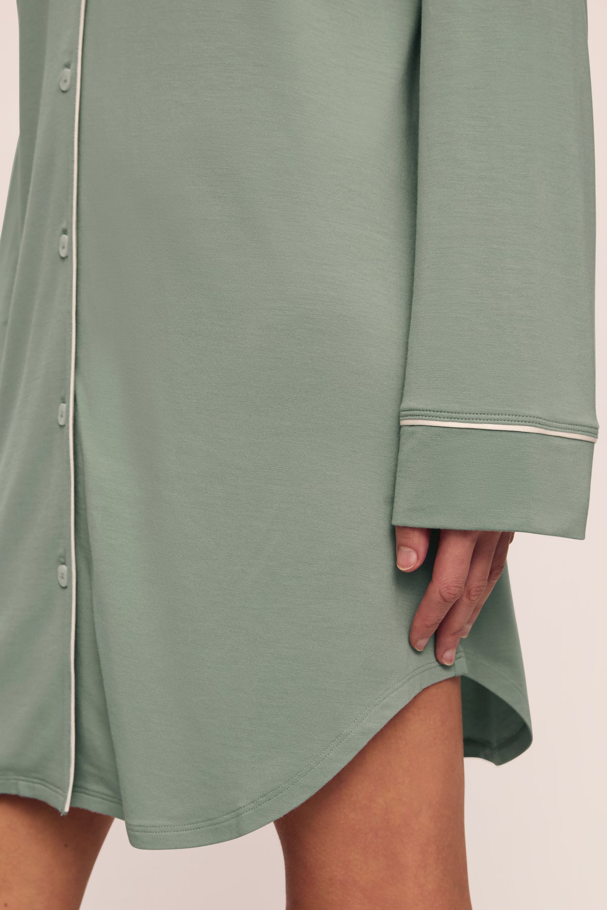 Gisele Sleepshirt in Eucalyptus/Ivory