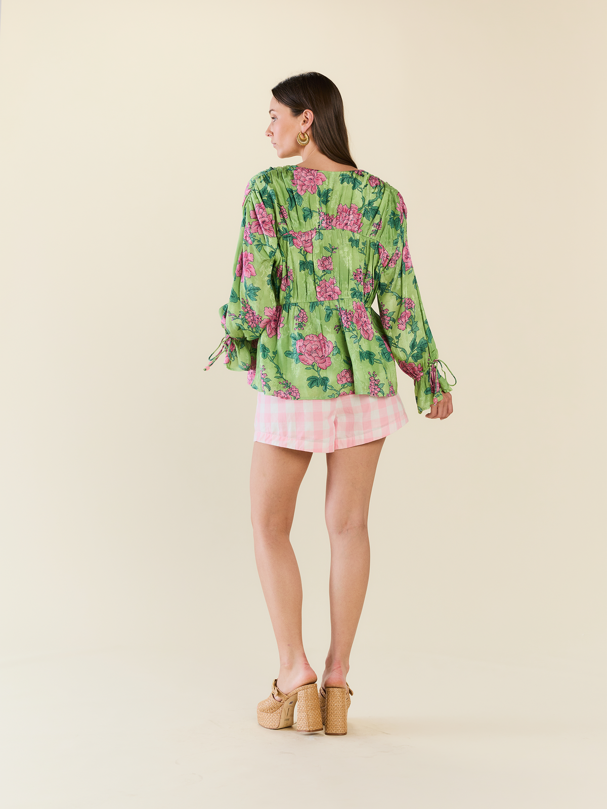 Isle Top in Gardenia Floral