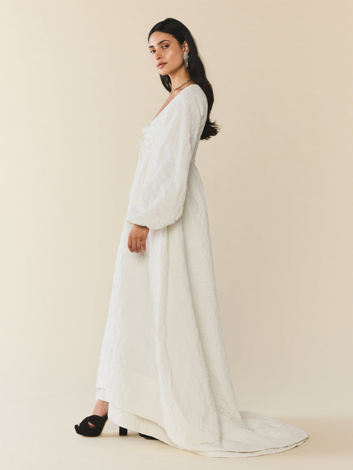 Sweet Pea Cape in Chapel White Floral