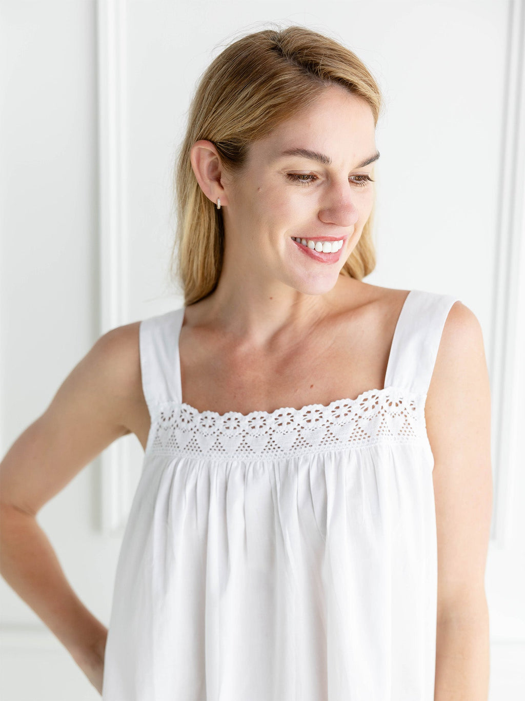 Maureen White Cotton Nightgown