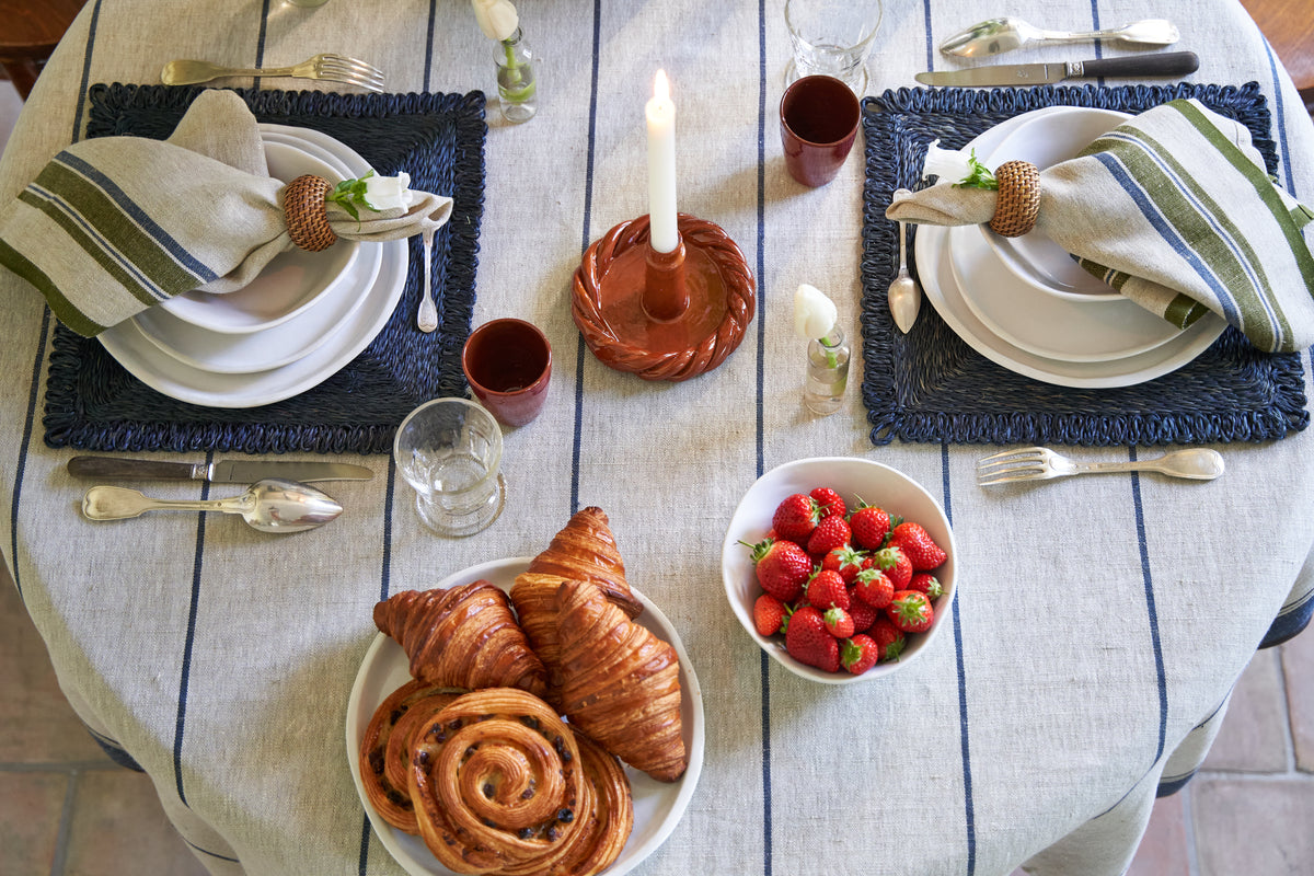Eze 60x60 Tablecloth in Ivory & Blue