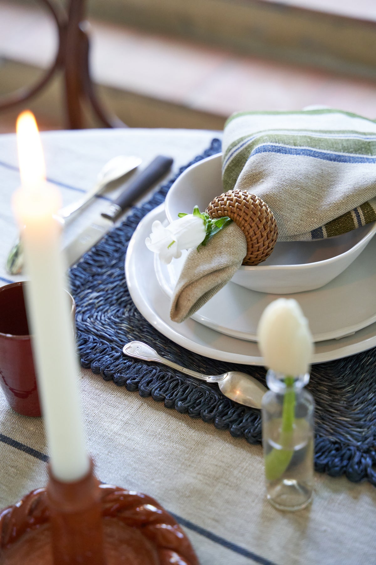 Eze 60x90 Tablecloth in Ivory & Blue