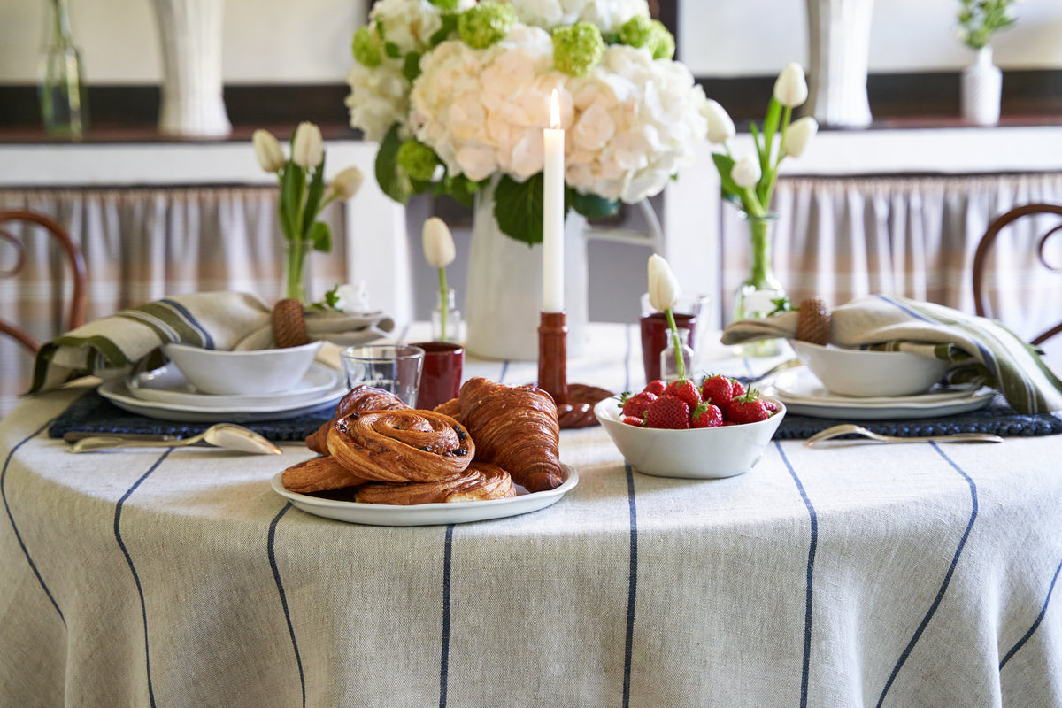 Eze 60x60 Tablecloth in Ivory & Blue