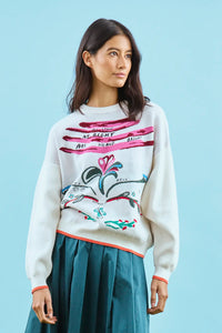 The Elizabeth Sweater is a crewneck with a pull-over design in the anniversary print.