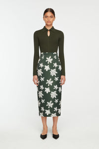 Lorelei Skirt In Ivory Floral On Hunter Green Genzianella| Emilia Wickstead
