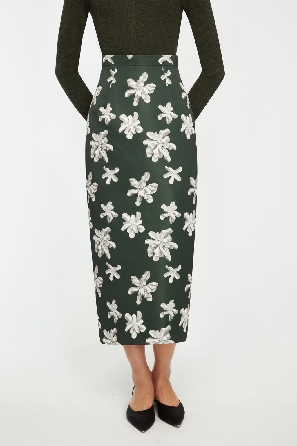 Lorelei Skirt In Ivory Floral On Hunter Green Genzianella| Emilia Wickstead