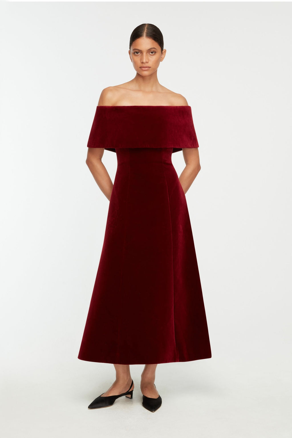 Carita Dress In Burgundy Wind Velvet | Full body Front 