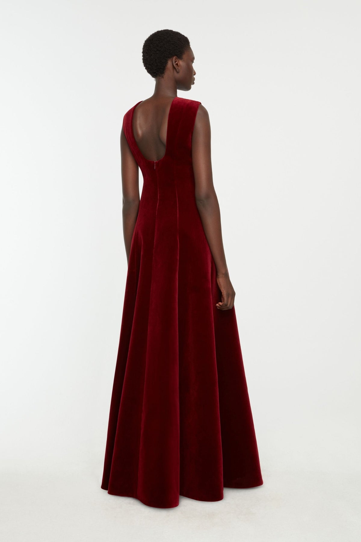 Nodin Dress in Burgundy Wind Velvet