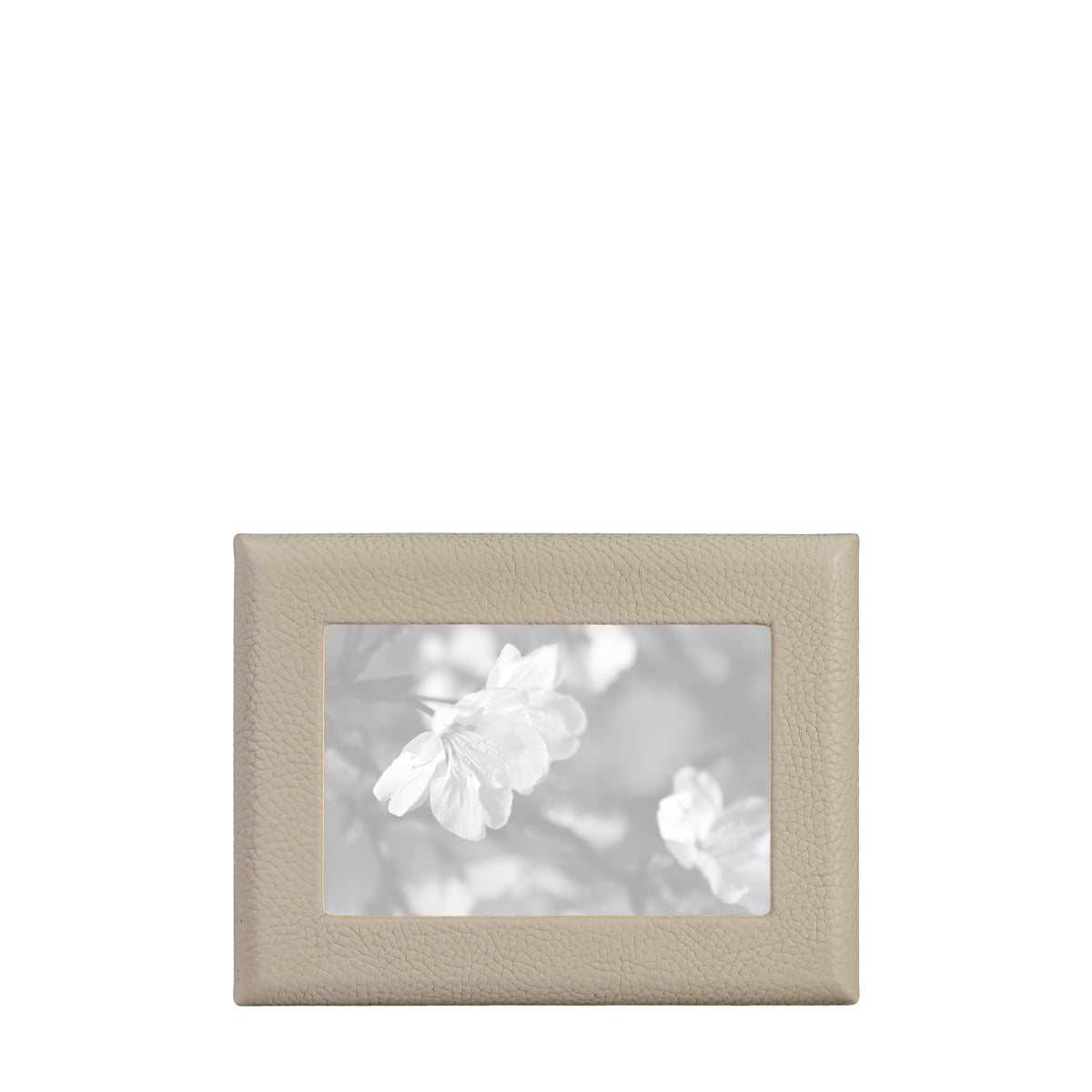 4" x 6" Studio Frame in Beechwood Pebble Grain Leather